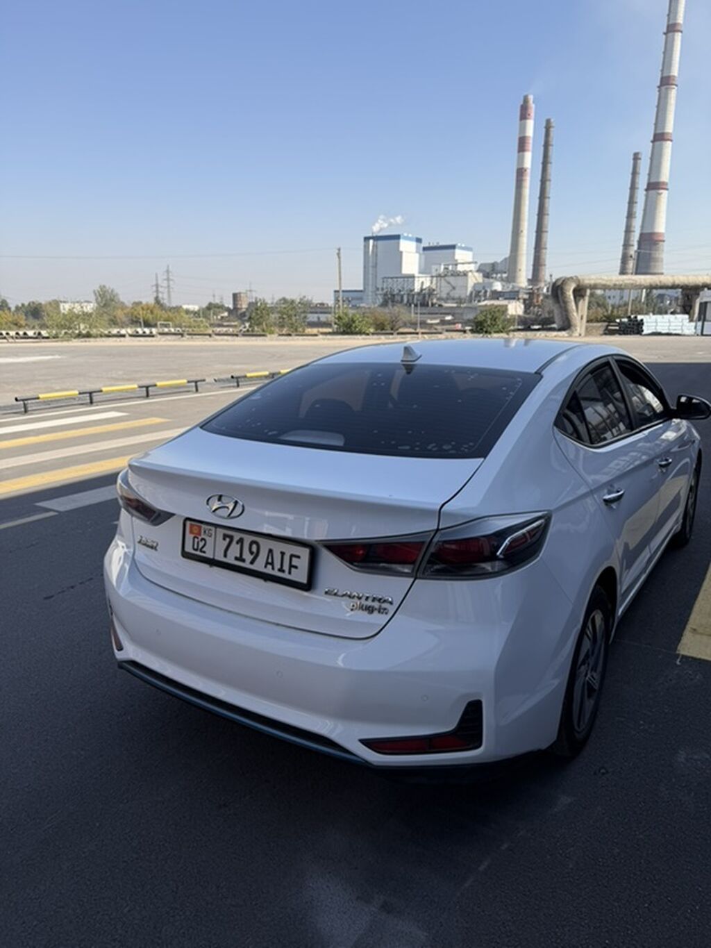 Hyundai Elantra: 2021 г., Автомат, Гибрид, Седан: фото 5