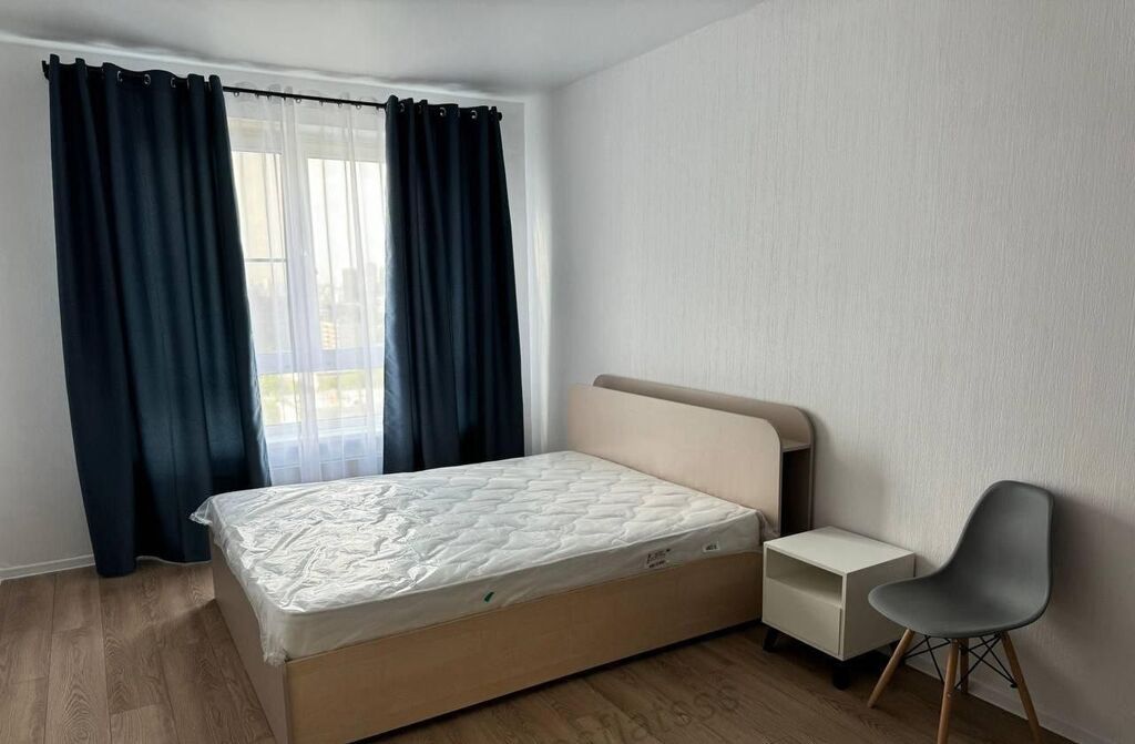 1 комната, Дордой Плаза ТРЦ Без животных, С мебелью частично: фото 2