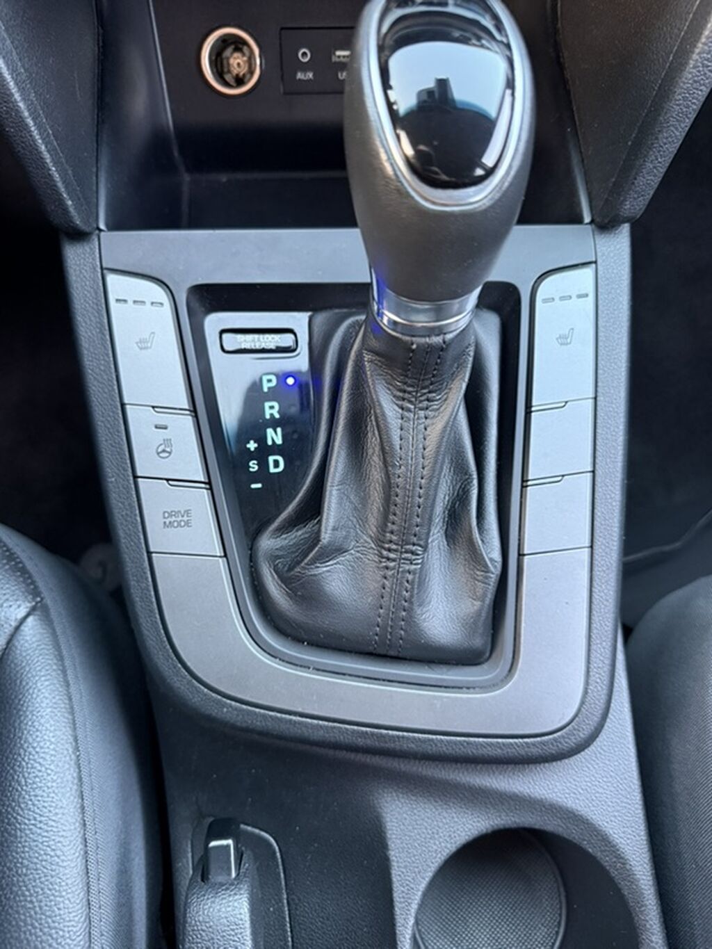 Hyundai Avante: 2019 г., Автомат, Бензин, Седан: фото 8