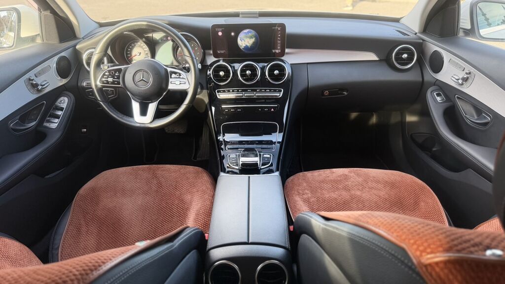 Mercedes-Benz C-Class: 2020 г., 2 л, Автомат, Бензин, Седан: фото 6