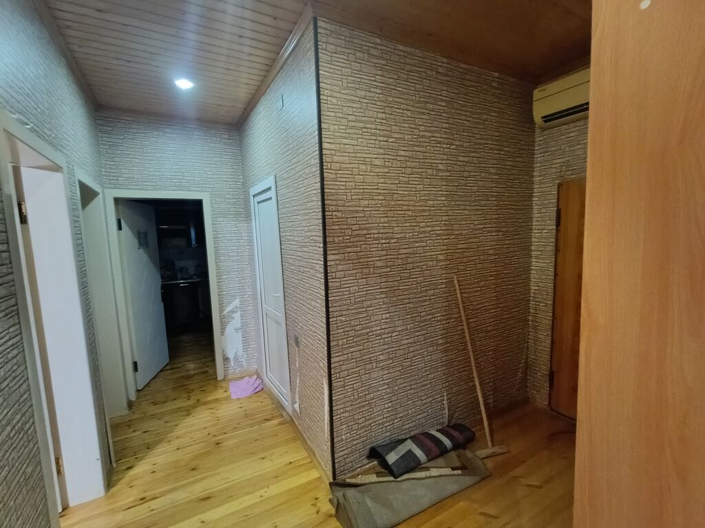 Hövsan qəs. 3 otaqlı, 80 kv. m, Orta təmir