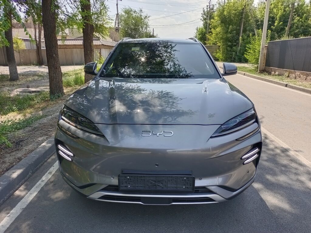 BYD Song Plus: 2023 г., Электромобиль: фото 6