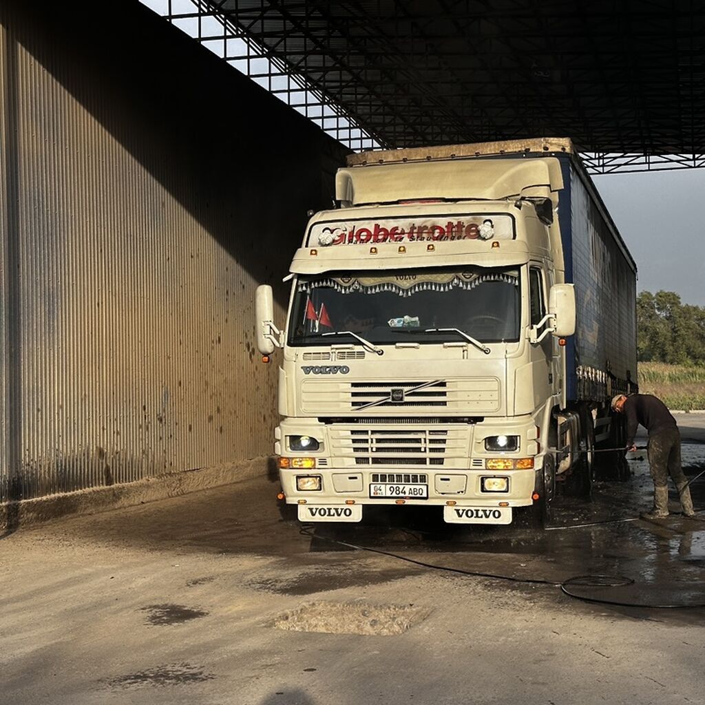 Тягач, Volvo, 1999 г.: фото 2