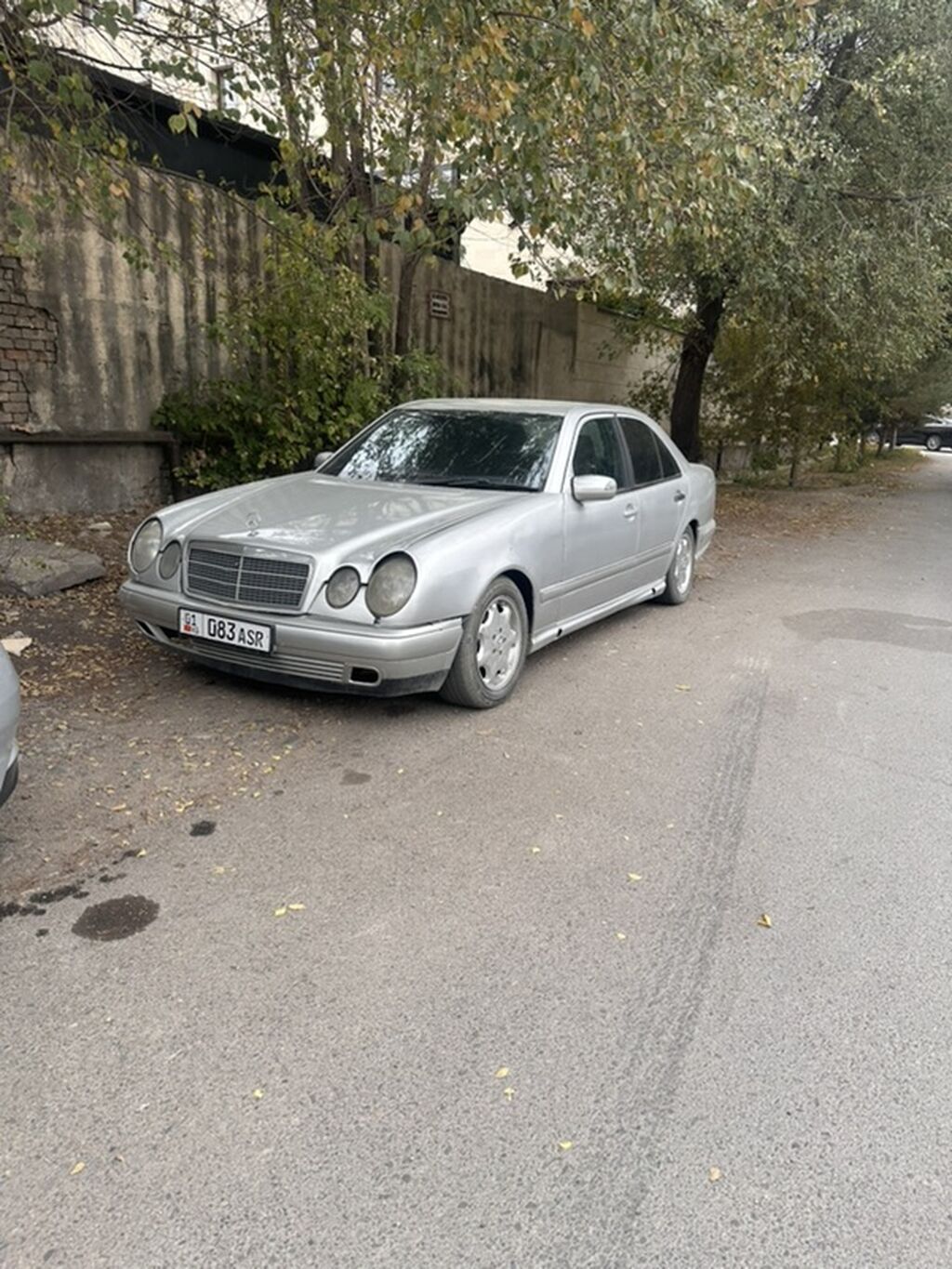 Mercedes-Benz E-Class: 1996 г., 3.2 л, Автомат, Бензин, Седан: фото 3