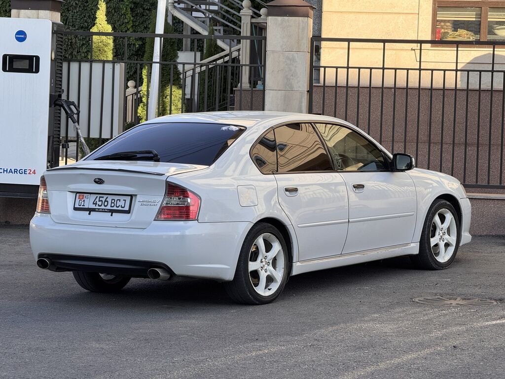 Subaru Legacy: 2003 г., 3 л, Бензин, Седан: фото 4
