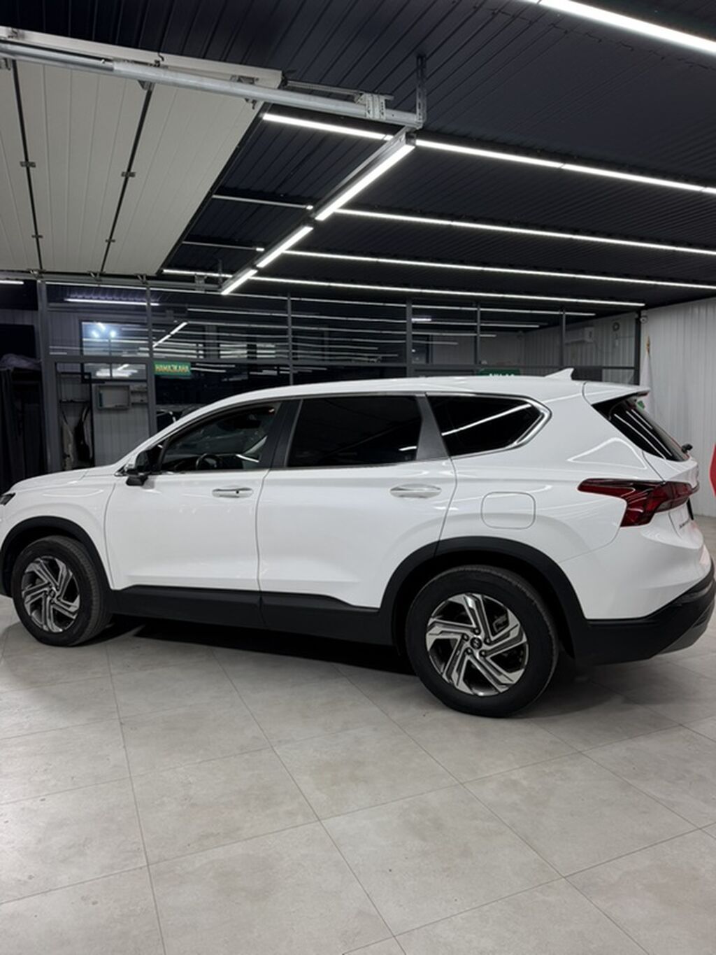 Hyundai Santa Fe: 2022 г., 2.2 л, Робот, Дизель, Кроссовер: фото 4