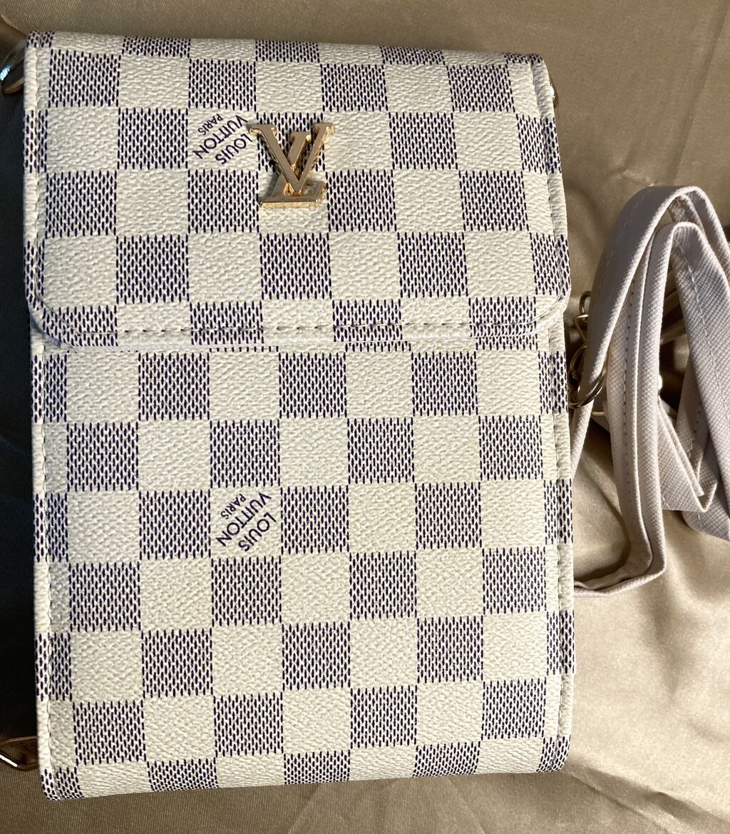 Louis Vuitton torbica (ORIGINALNA)