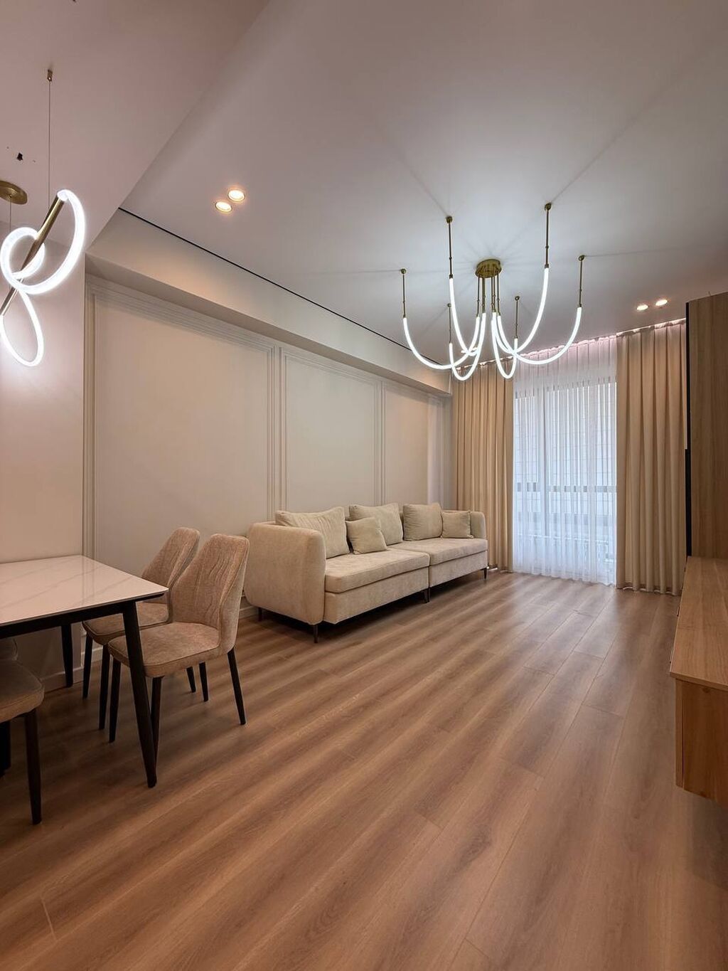 2 комнаты, 63 м², Южная Магистраль Элитка, 10 этаж, Дизайнерский ремонт: фото 5