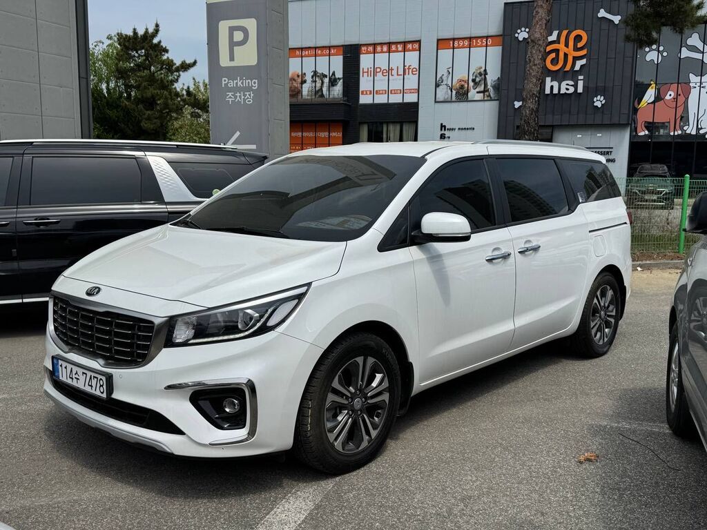 Kia Carnival: 2020 г., 2.2 л, Автомат, Дизель, Минивэн: фото 2