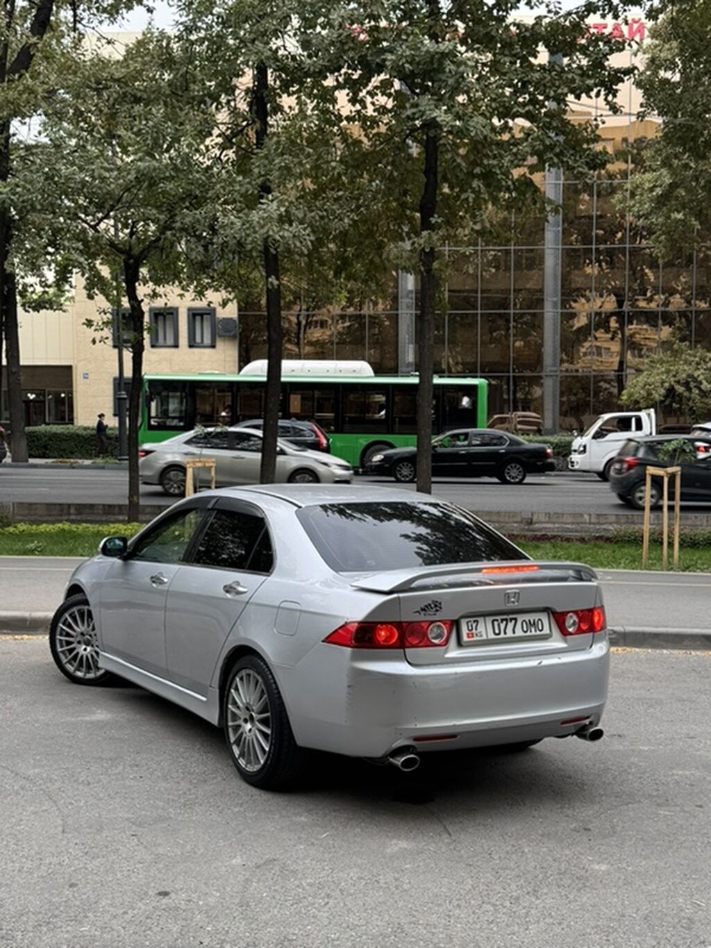 Honda Accord: 2003 г., 2.4 л, Автомат, Газ, Седан: фото 2
