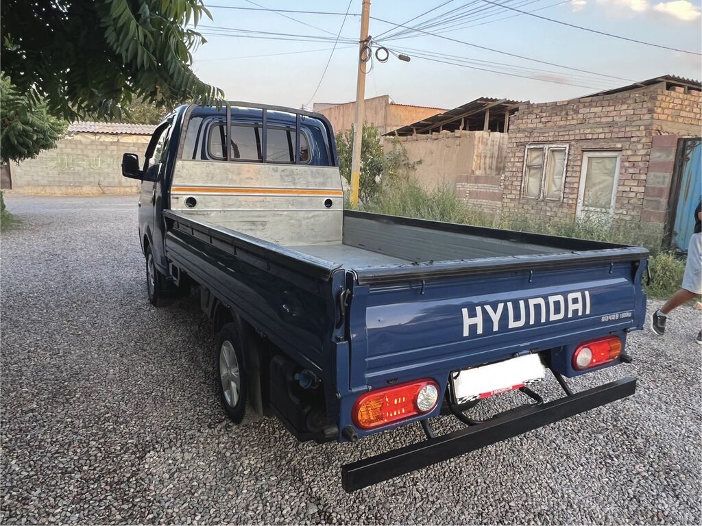 Hyundai Porter II — компактный грузовик с открытой бортовой: фото 7