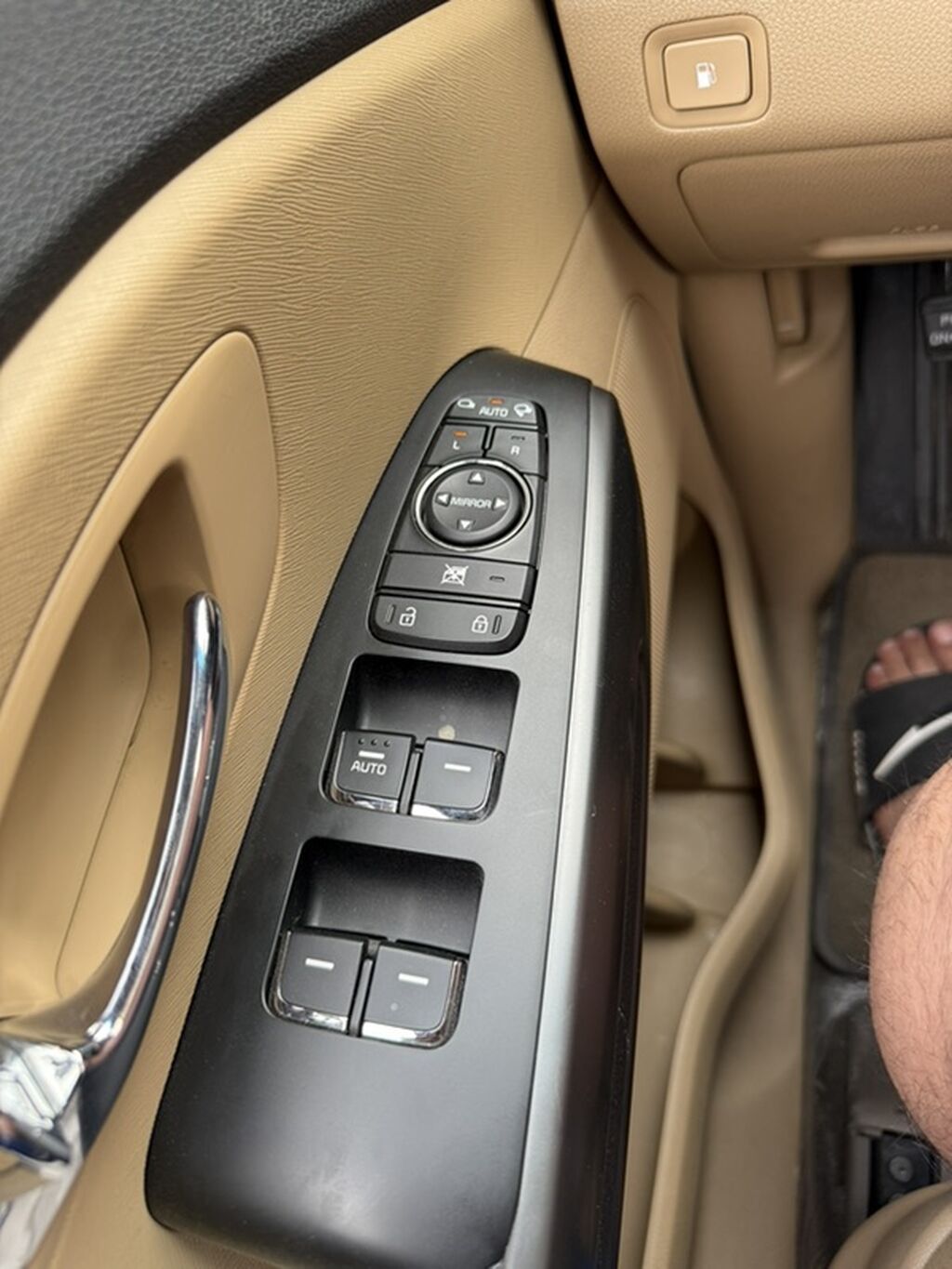Kia Carnival: 2020 г., 2.2 л, Автомат, Дизель, Минивэн: фото 8