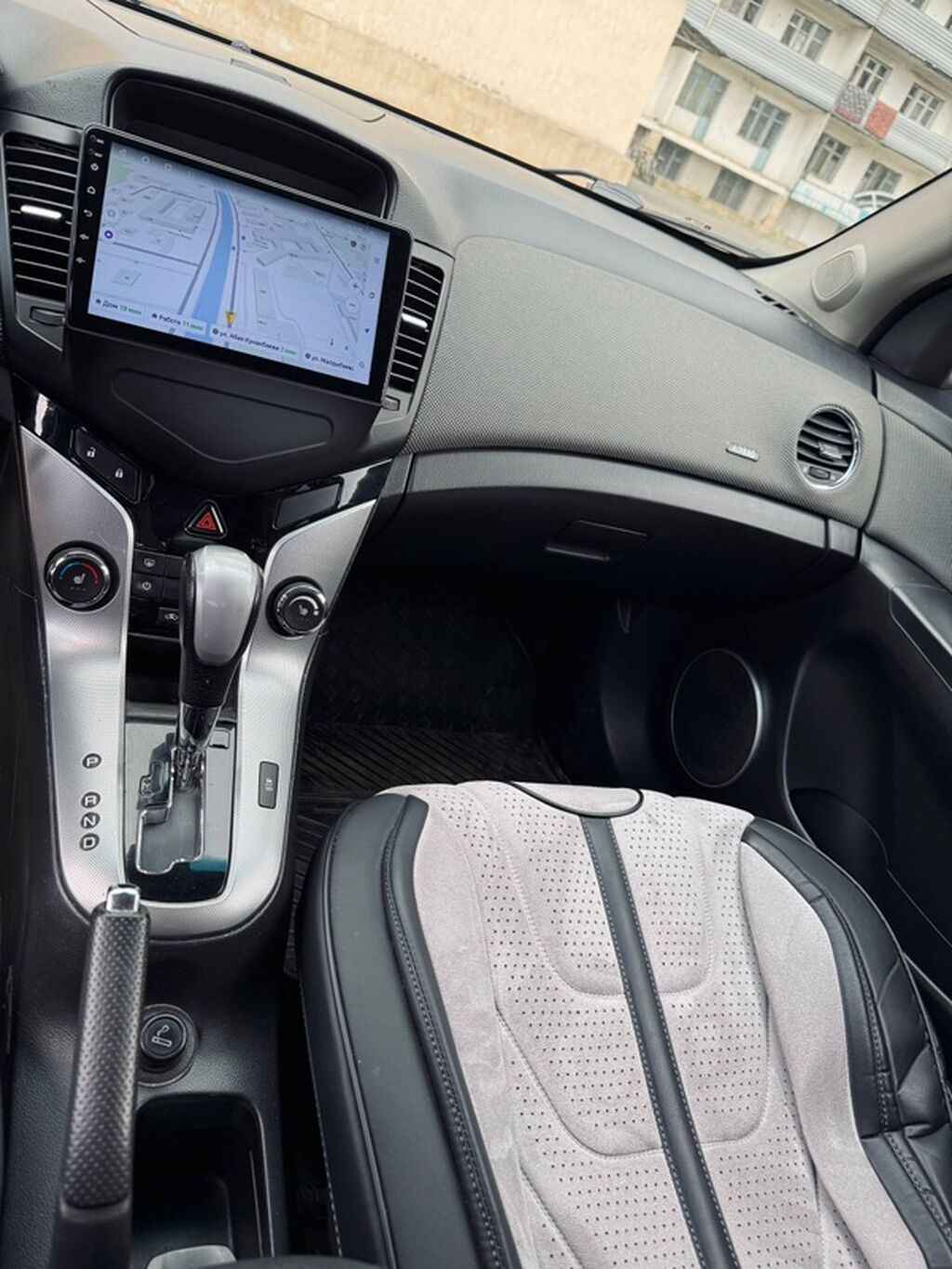 Chevrolet Cruze: 2010 г., 1.8 л, Автомат, Бензин, Седан: фото 7