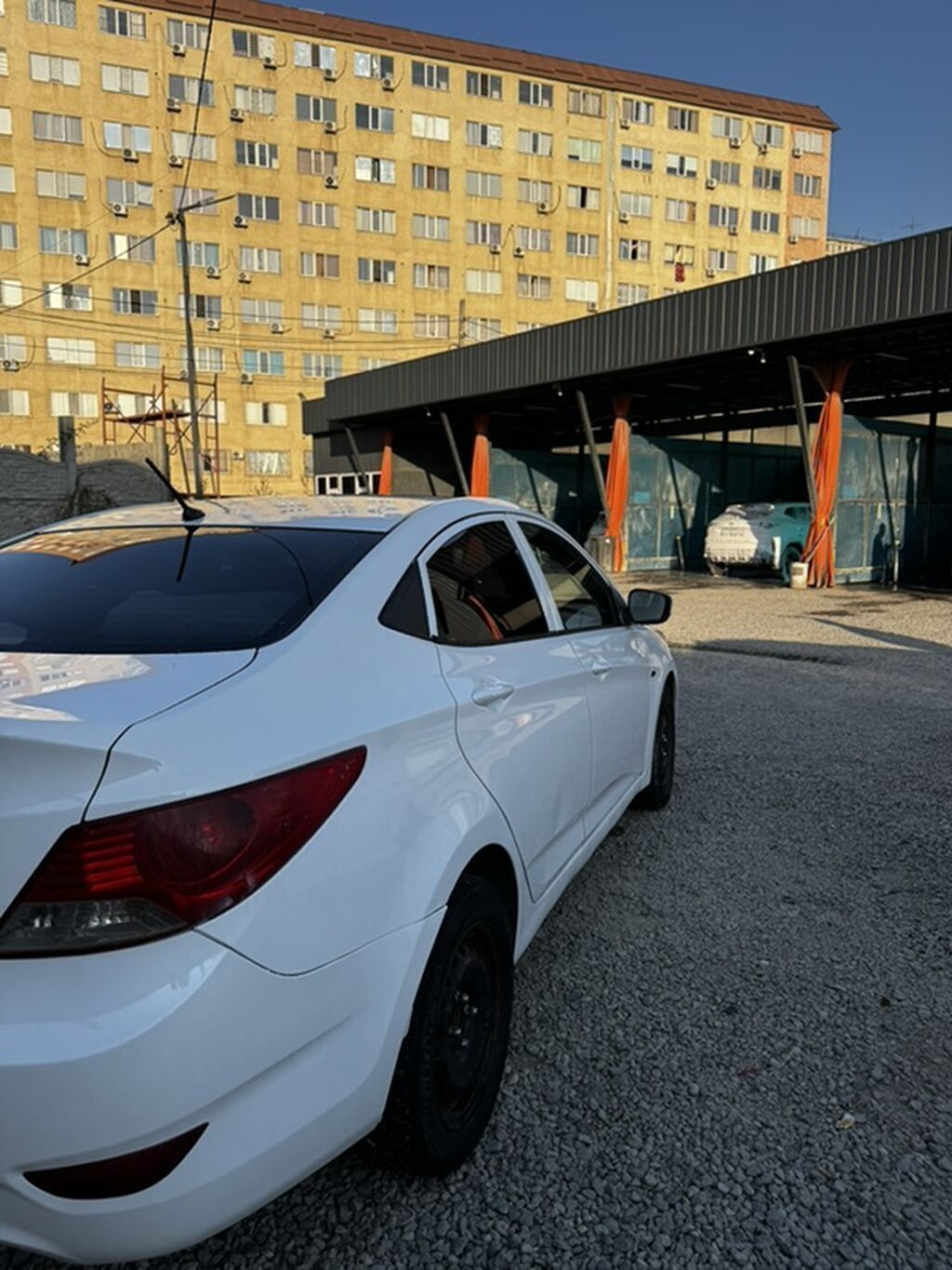 Hyundai Solaris: 2013 г., 1.6 л, Автомат, Бензин, Седан: фото 3