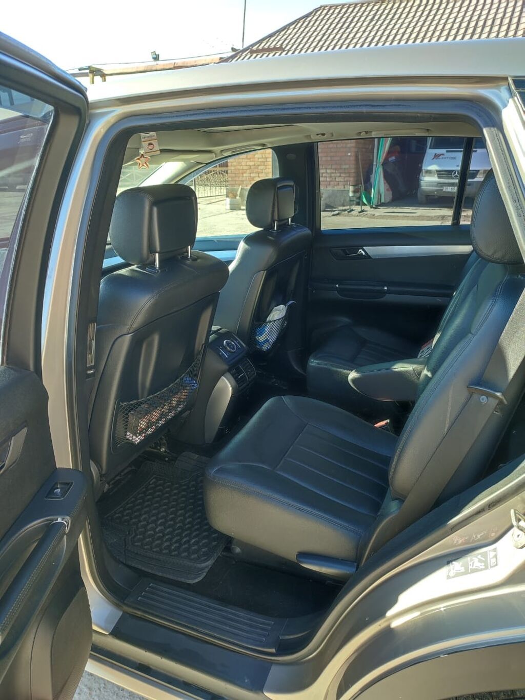 Mercedes-Benz R-Class: 2006 г., 3.2 л, Автомат, Дизель, Минивэн: фото 7