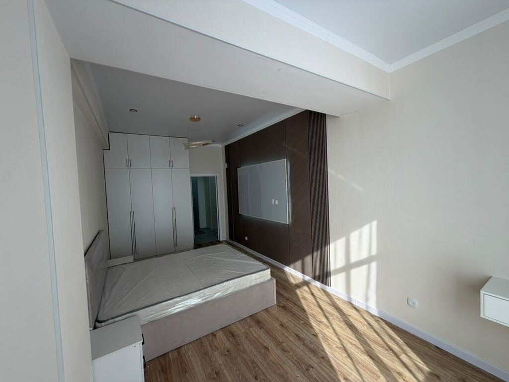 3 комнаты, 83 м², ул. Горького / Алматинка Элитка, 13 этаж, Евроремонт: фото 2