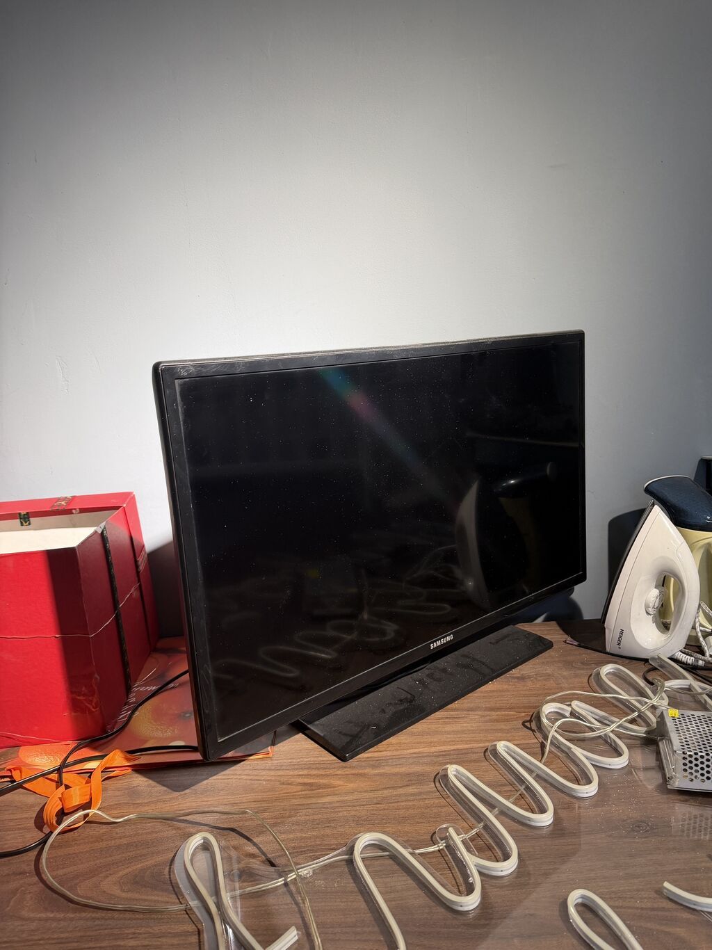 Телевизор Samsung 32" - Модель: Samsung UE32EH4000W - Диагональ: 32": фото 3