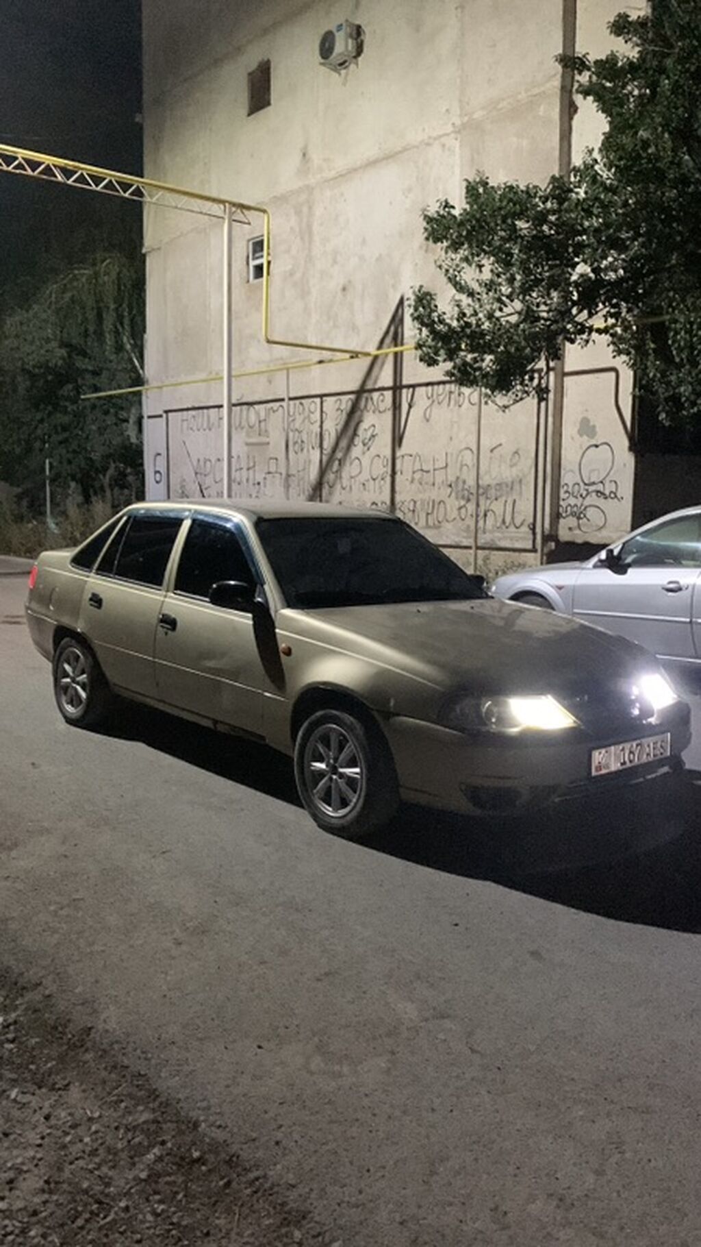 Daewoo Nexia: 2008 г., Механика, Бензин, Седан: фото 3