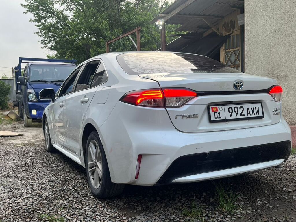 Toyota Levin: 2020 г., 1.8 л, Вариатор, Гибрид, Седан: фото 7