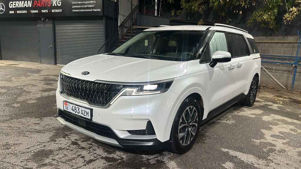 Kia Carnival: 2021 г., 2.2 л, Автомат, Дизель, Минивэн: фото 1
