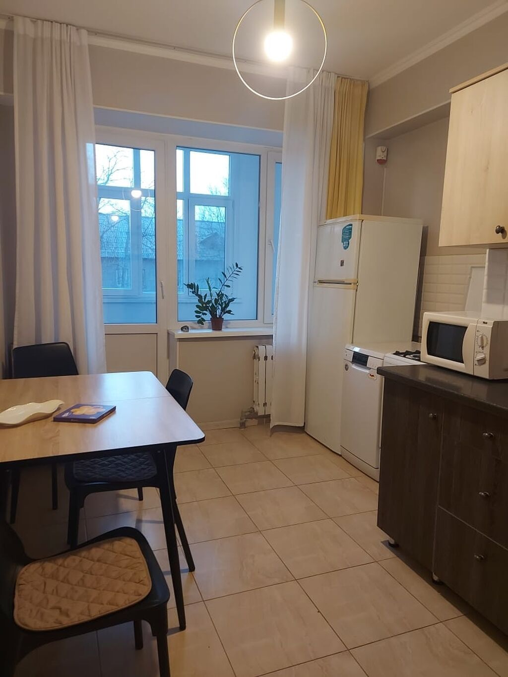 3 комнаты, 100 м², Юг-2 мкр Элитка, 2 этаж: фото 2