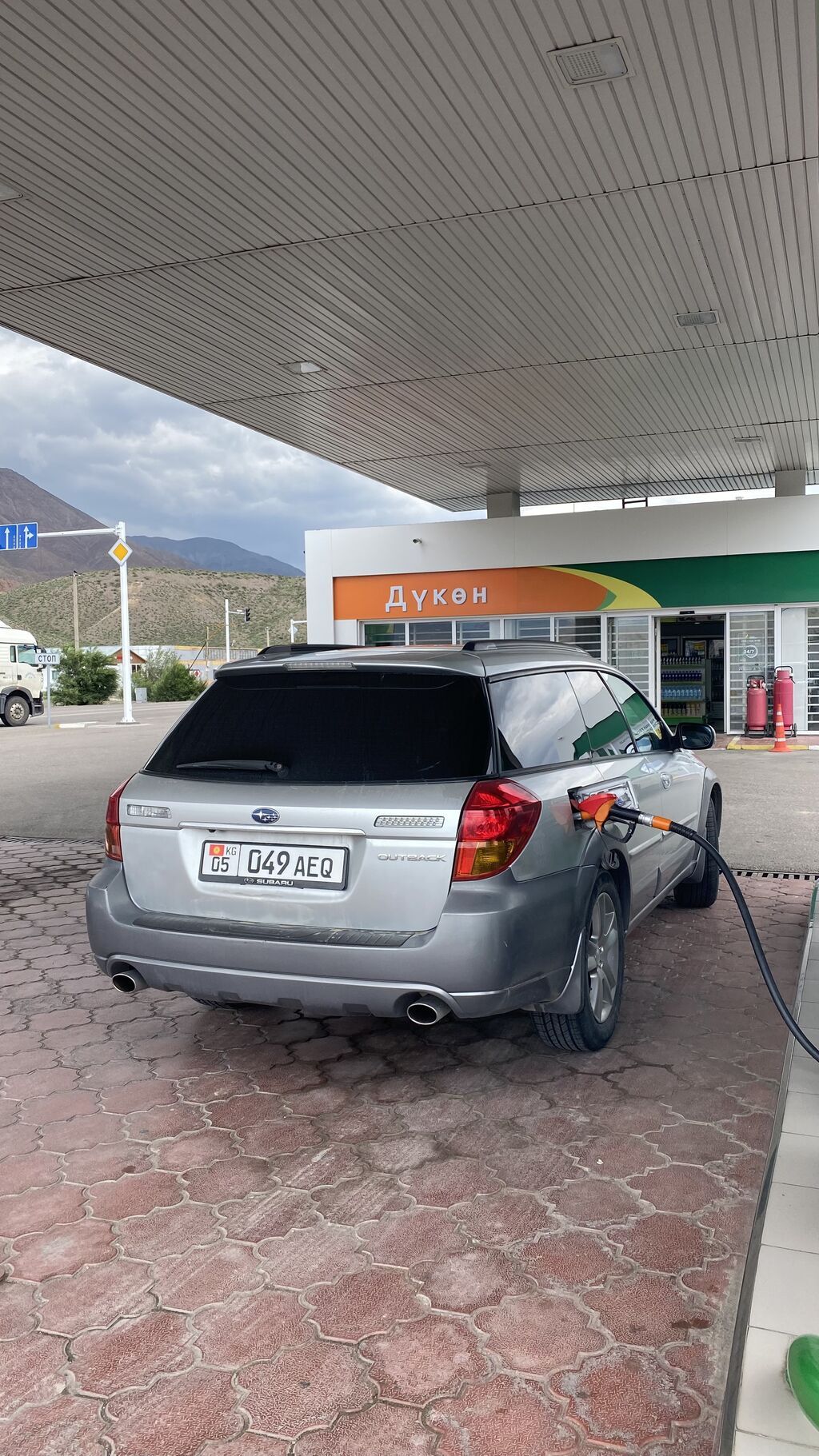 Subaru Outback: 2003 г., 3 л, Автомат, Бензин, Универсал — фото 3