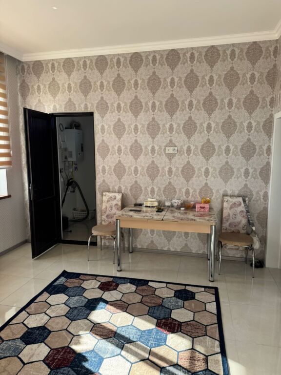 81 kv. m, 3 otaqlı, İnternet, Telefon, Qaz