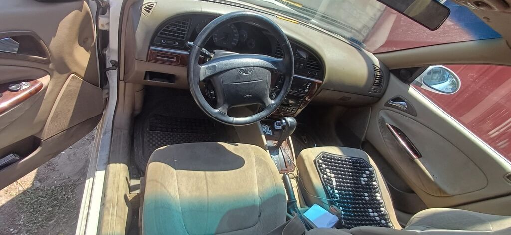 Daewoo Magnus 2002 г., автомат, седан: фото 3
