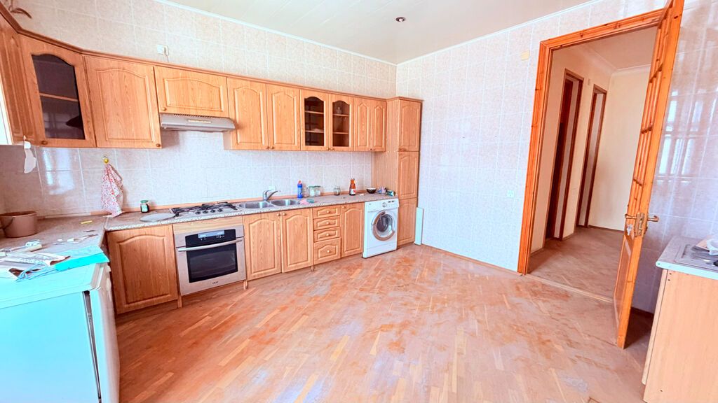 5 otaqlı, 195 kv. m, Kredit yoxdur, Orta təmir
