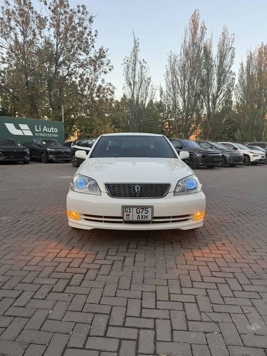 Toyota Mark II: 2004 г., 2.5 л, Автомат, Бензин, Седан: фото 2