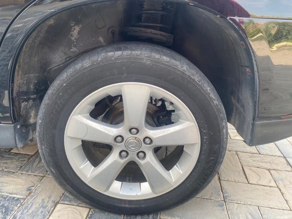 Lexus RX: 2004 г., 3.3 л, Автомат, Газ: фото 2