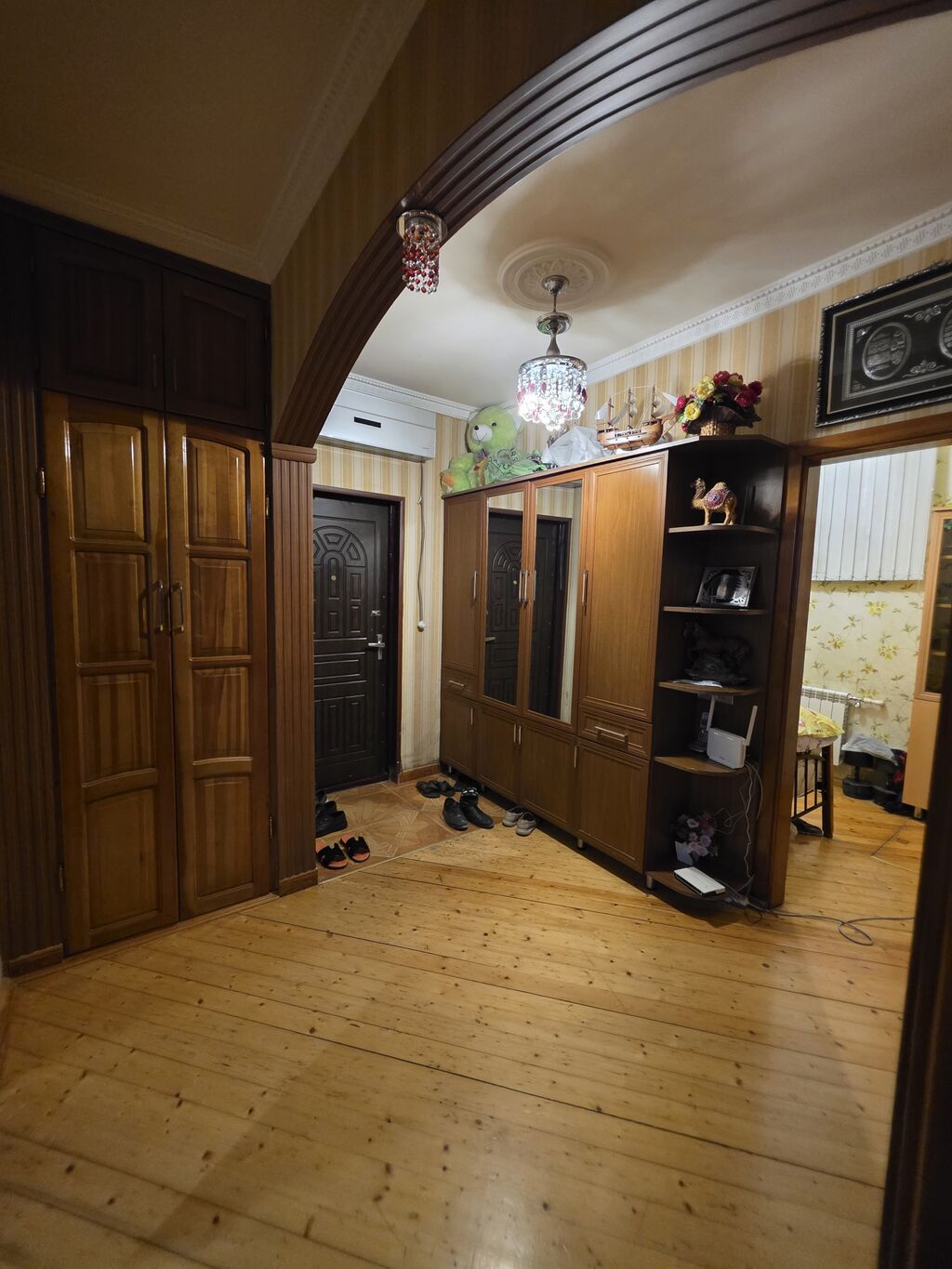 Bakıxanovda 3 otaqlı köhnə tikili mənzil satılır, 55 m², 152 000 AZN, şəkil 2 / 9