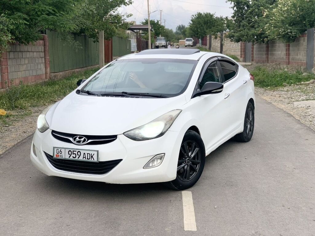 Hyundai Avante: 2012 г., 1.6 л, Автомат, Бензин, Седан: фото 6