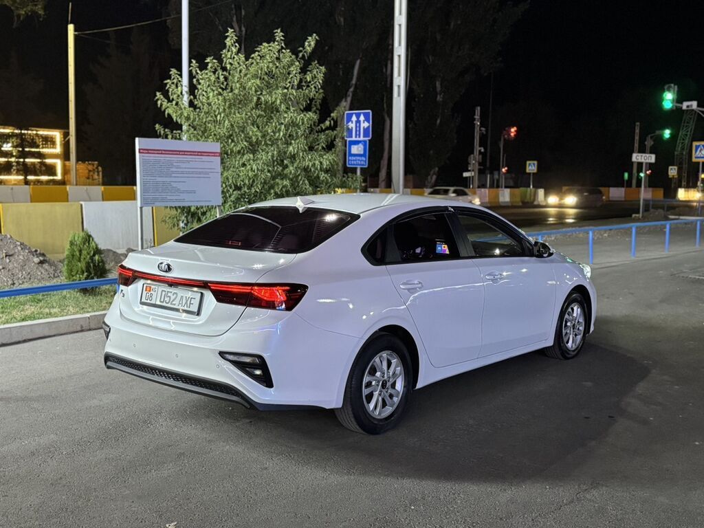 Kia K3: 2019 г., 1.6 л, Вариатор, Бензин, Седан: фото 2