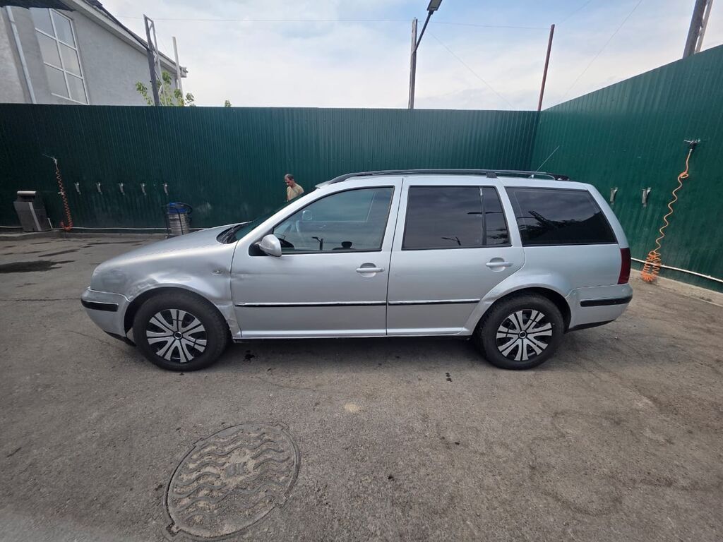 Volkswagen Golf Variant: 2002 г., 1.8 л, Механика, Бензин, Универсал: фото 7