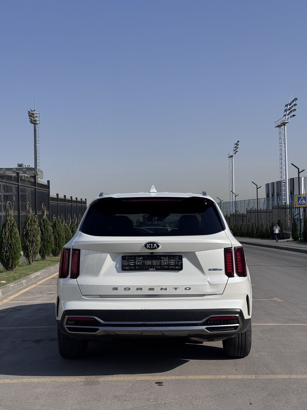 Kia Sorento: 2021 г., 1.6 л, Автомат, Гибрид, Внедорожник: фото 3
