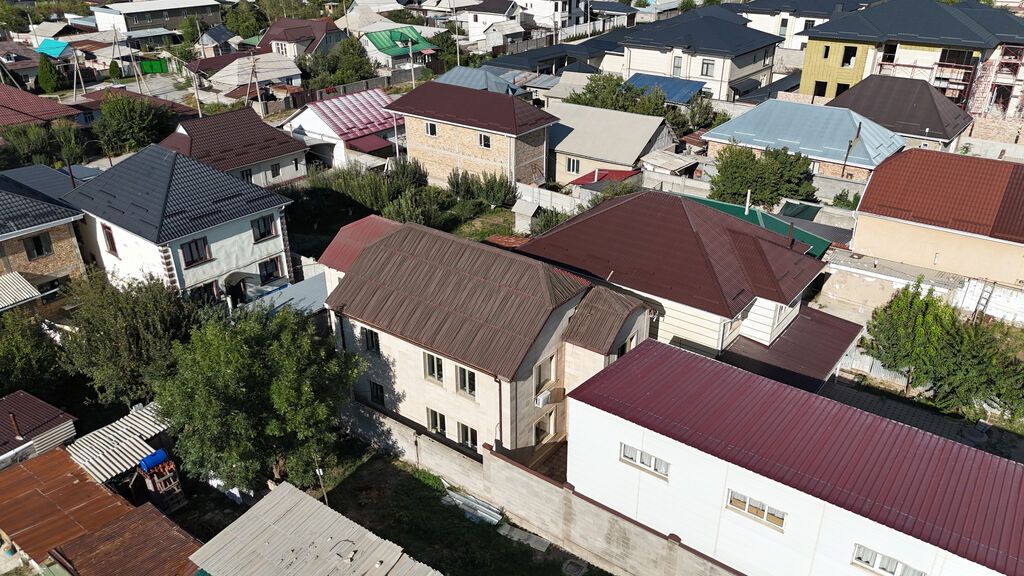 6 комнат, 200 м², 4 соток, Бишкек, Арча-Бешик ж/м Собственник: фото 3