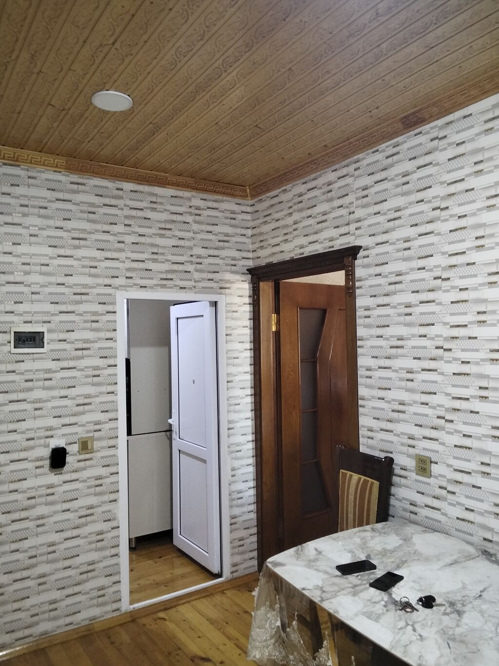 4 otaqlı, 110 kv. m, Yeni təmirli