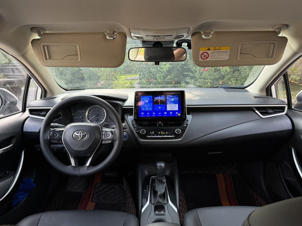 Toyota Corolla: 2021 г., 1.8 л, Вариатор, Гибрид, Седан: фото 8
