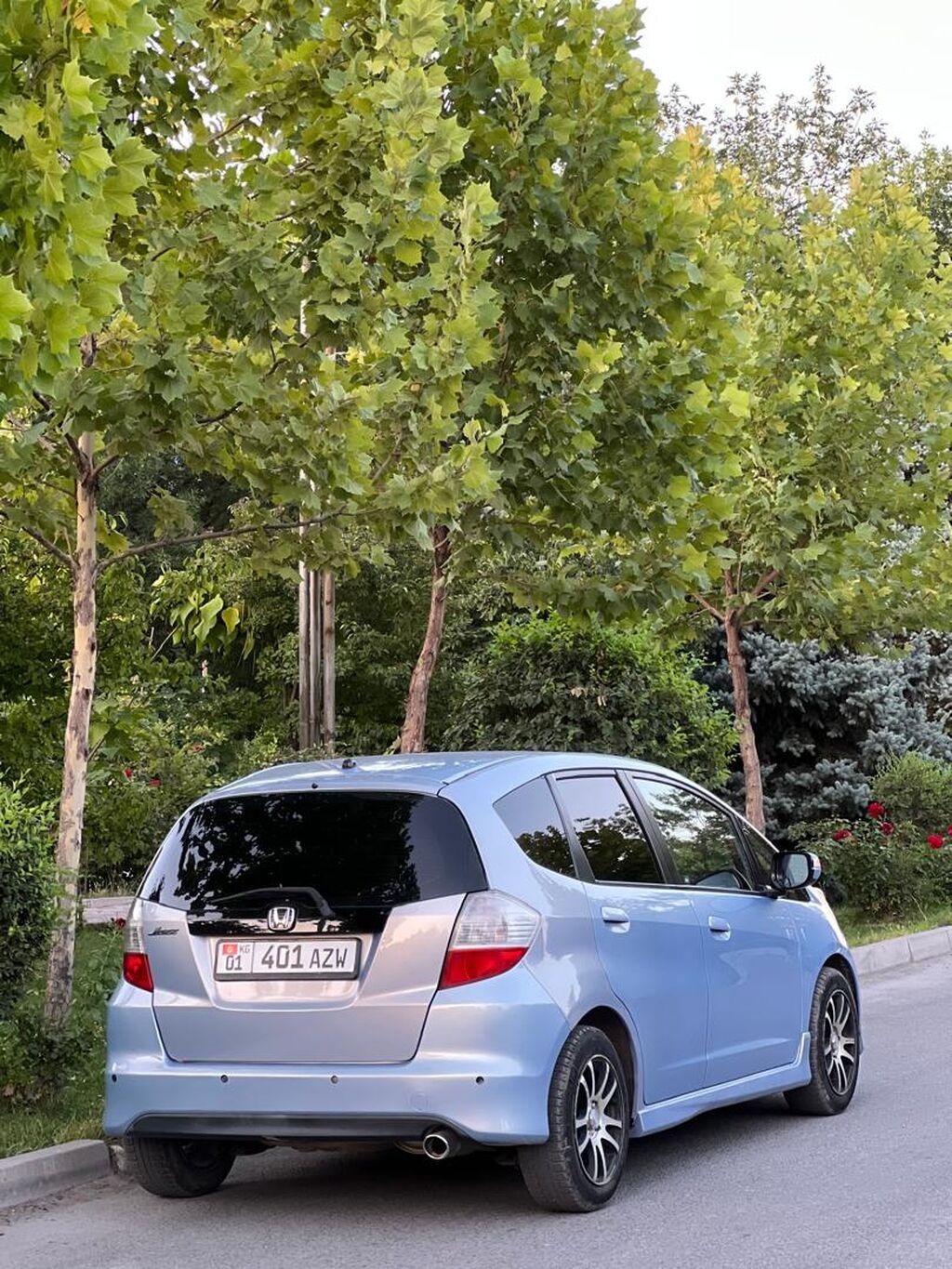 Honda Fit: 2009 г., 1.3 л, Робот, Бензин, Хэтчбэк: фото 5