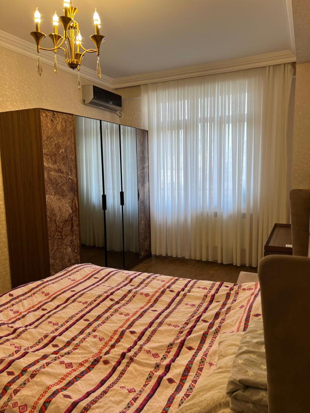 3 otaqlı, Yeni tikili, 128 kv. m