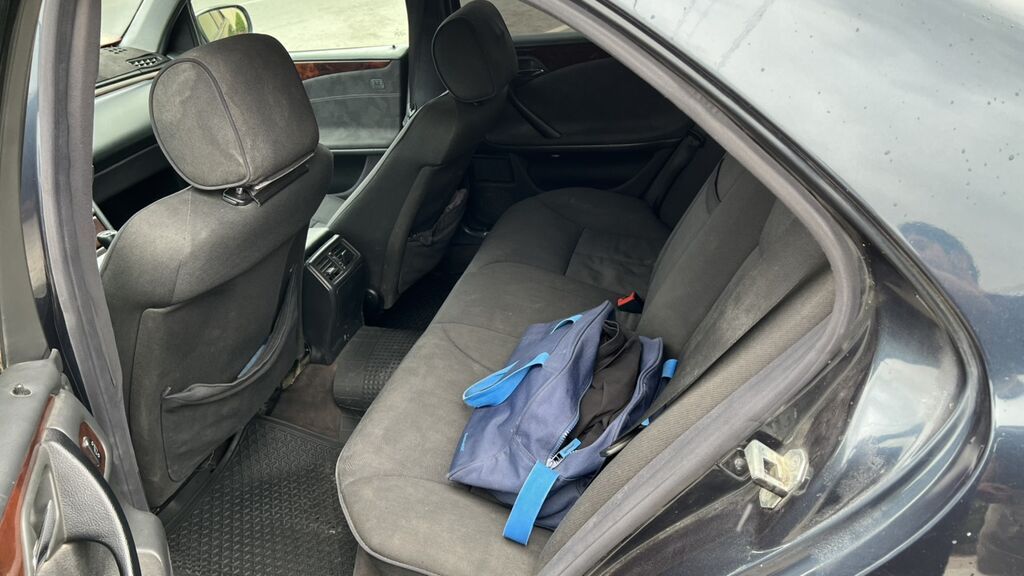 Mercedes-Benz E-Class: 2000 г., 3.2 л, Автомат, Бензин, Седан: фото 8