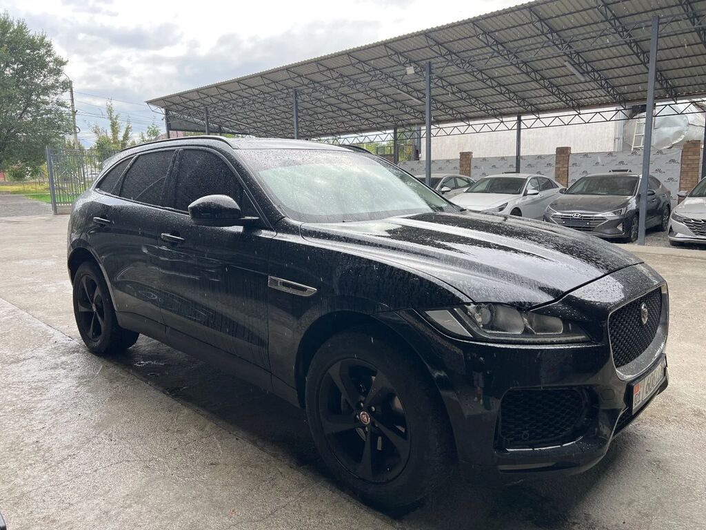 Jaguar F-Pace: 2018 г., 3 л, Автомат, Бензин, Внедорожник: фото 1