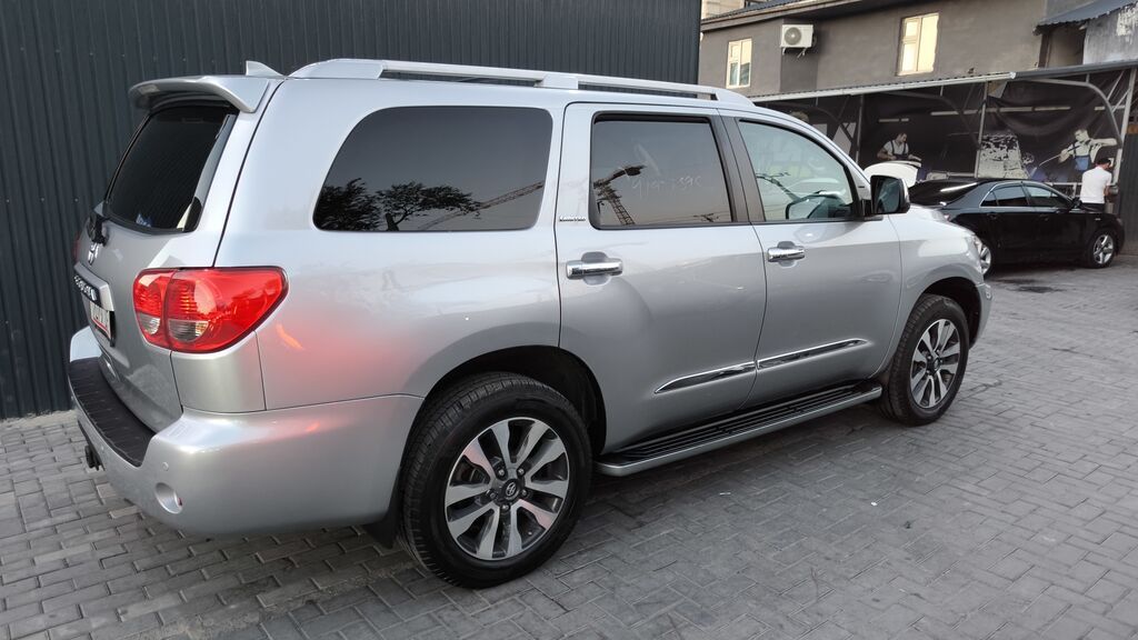 Toyota Sequoia: 2020 г.: фото 3