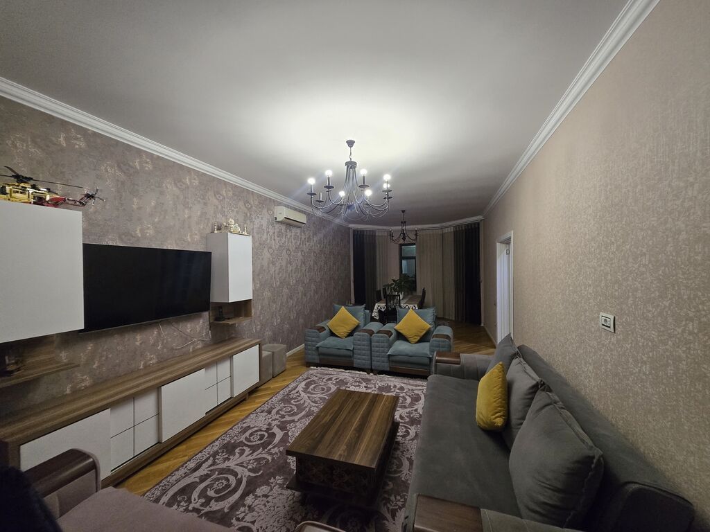 6 otaqlı, 200 kv. m, Kredit yoxdur, Yeni təmirli