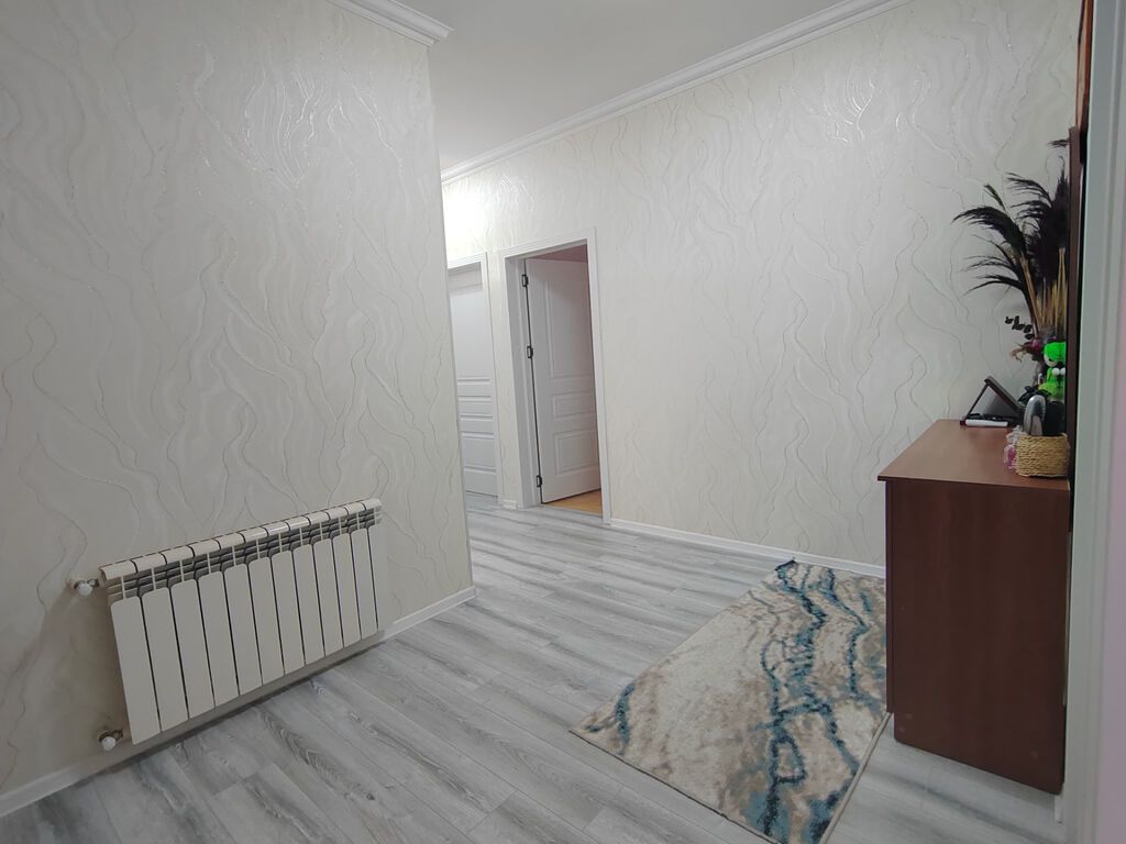 Suraxanı 4 otaqlı, 100 kv. m, Orta təmir