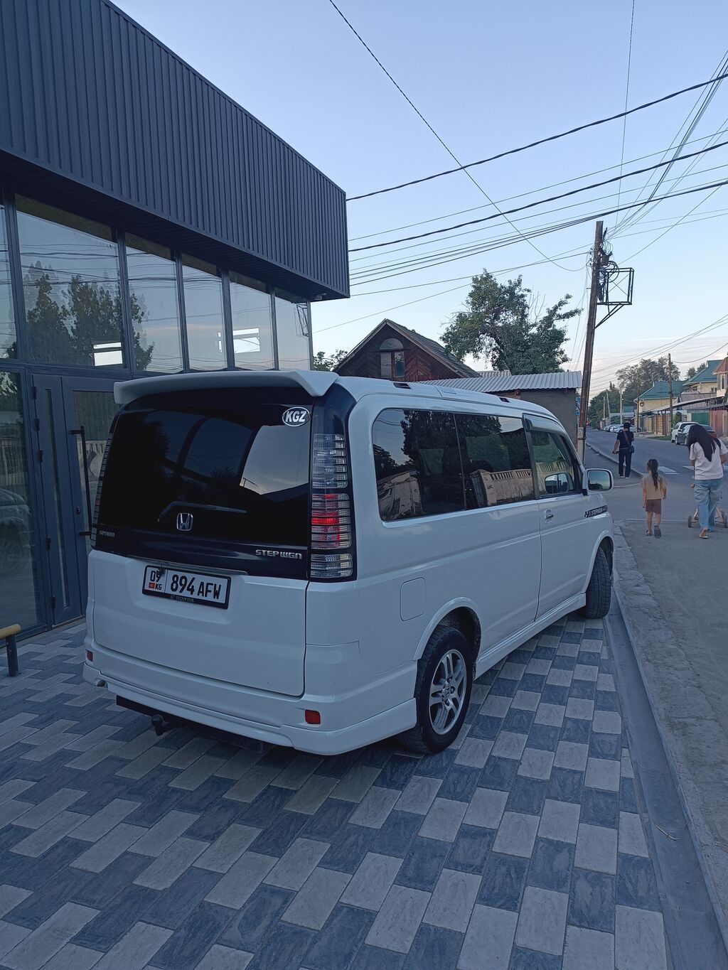 Honda Stepwgn: 2004 г., 2 л, Автомат, Газ, Минивэн: фото 6
