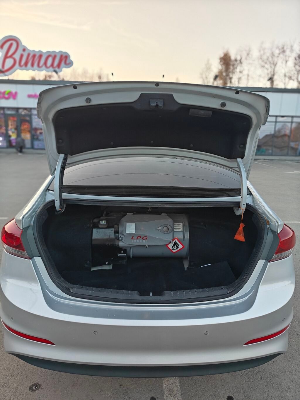 Hyundai Avante: 2018 г., 1.6 л, Автомат, Газ, Седан: фото 7
