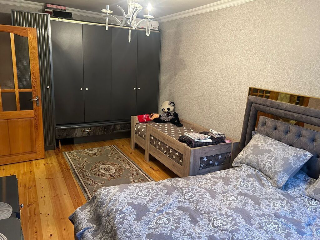 3 otaqlı, 70 kv. m, Orta təmir