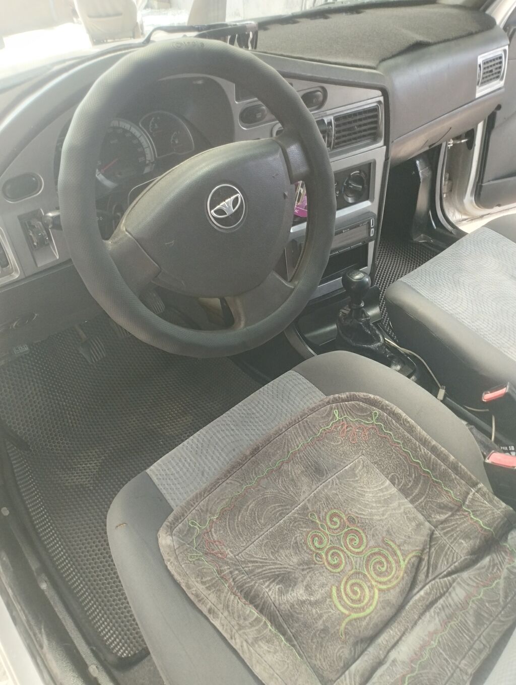 Daewoo Nexia: 2008 г., 1.6 л, Механика, Бензин, Седан: фото 5
